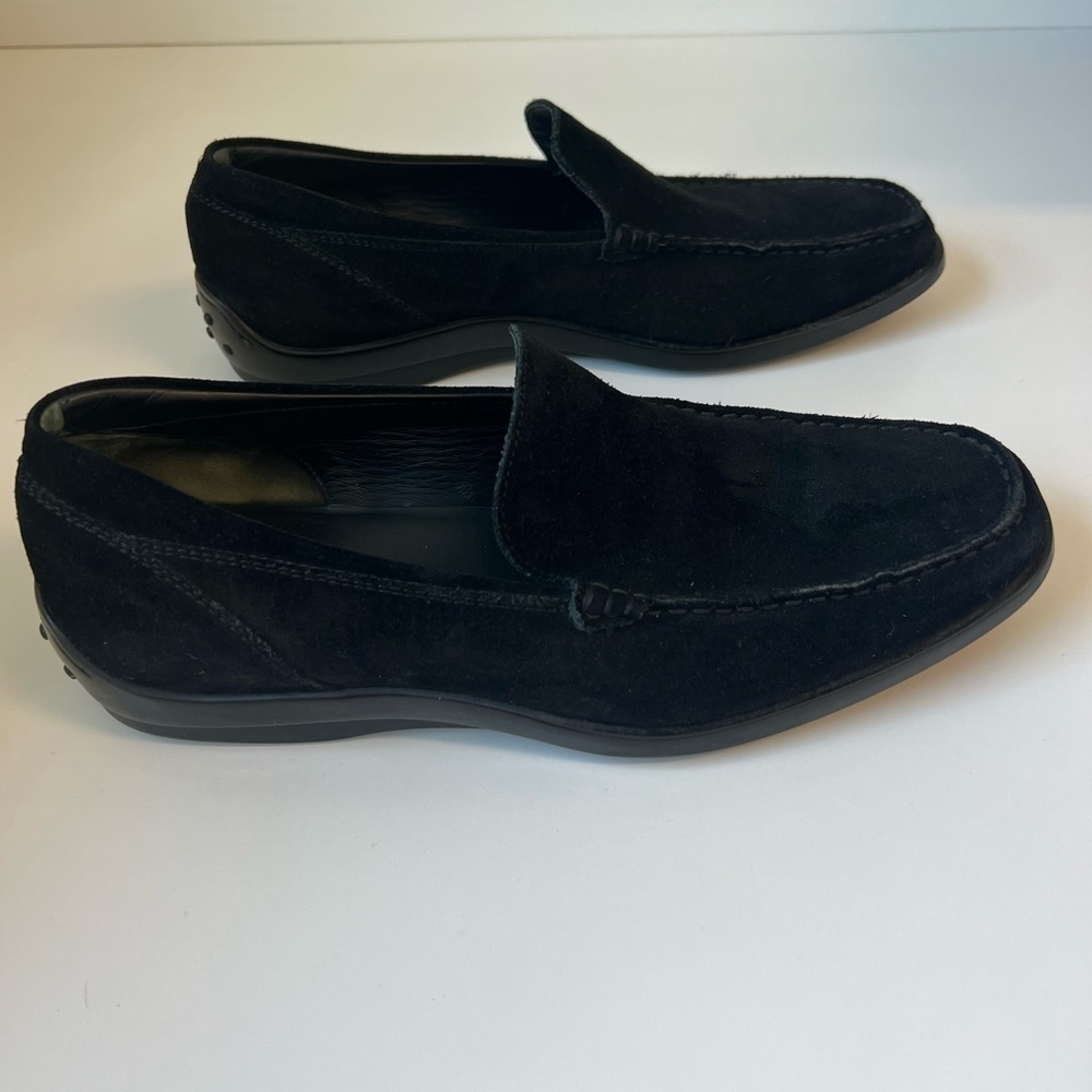 Tod’s Men’s Suede Loafer. Excellent Condition. Size 7.5